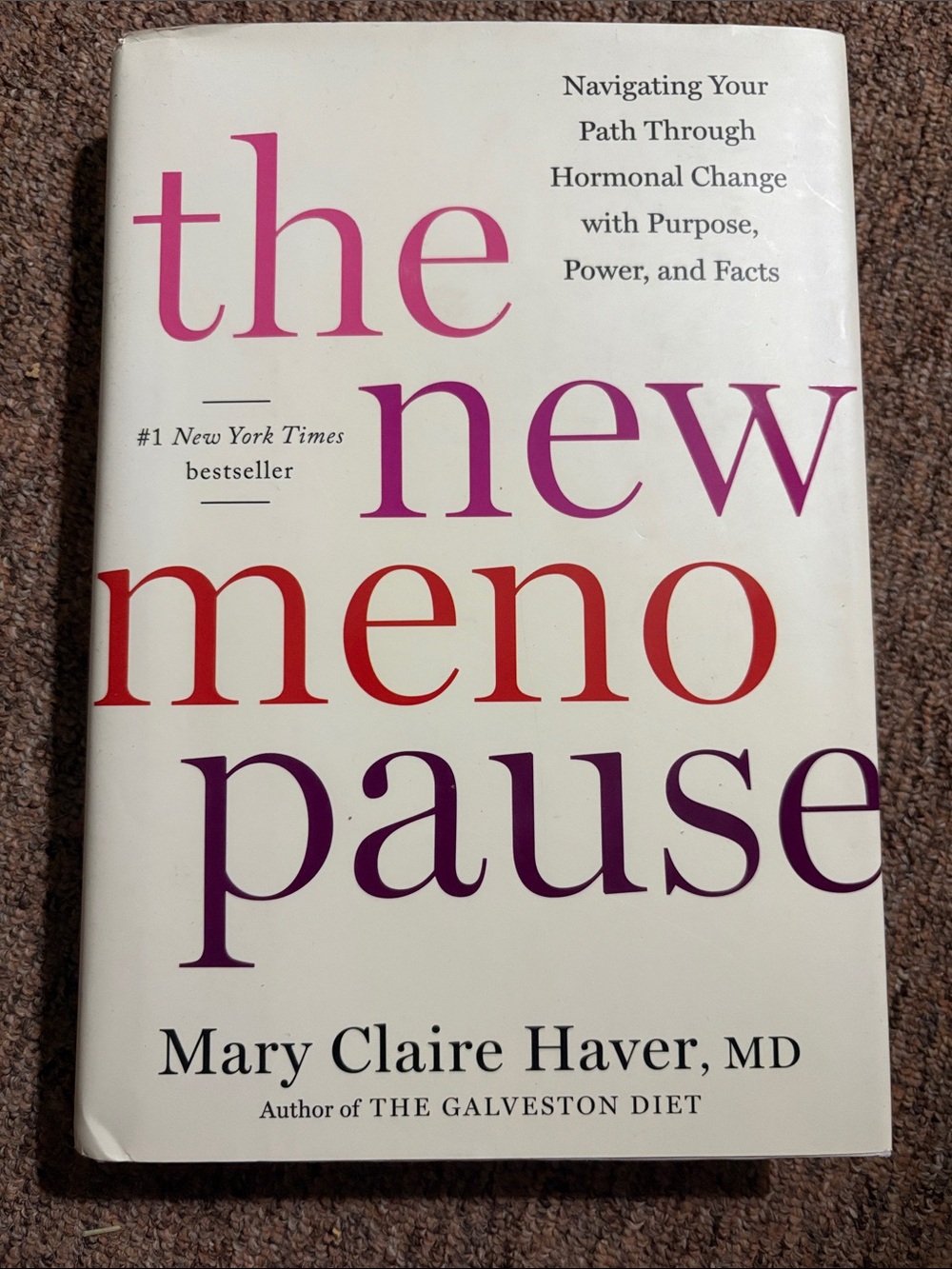 The New Menopause by Mary Claire Haver - White Cover with Pink/Red/Purple Title